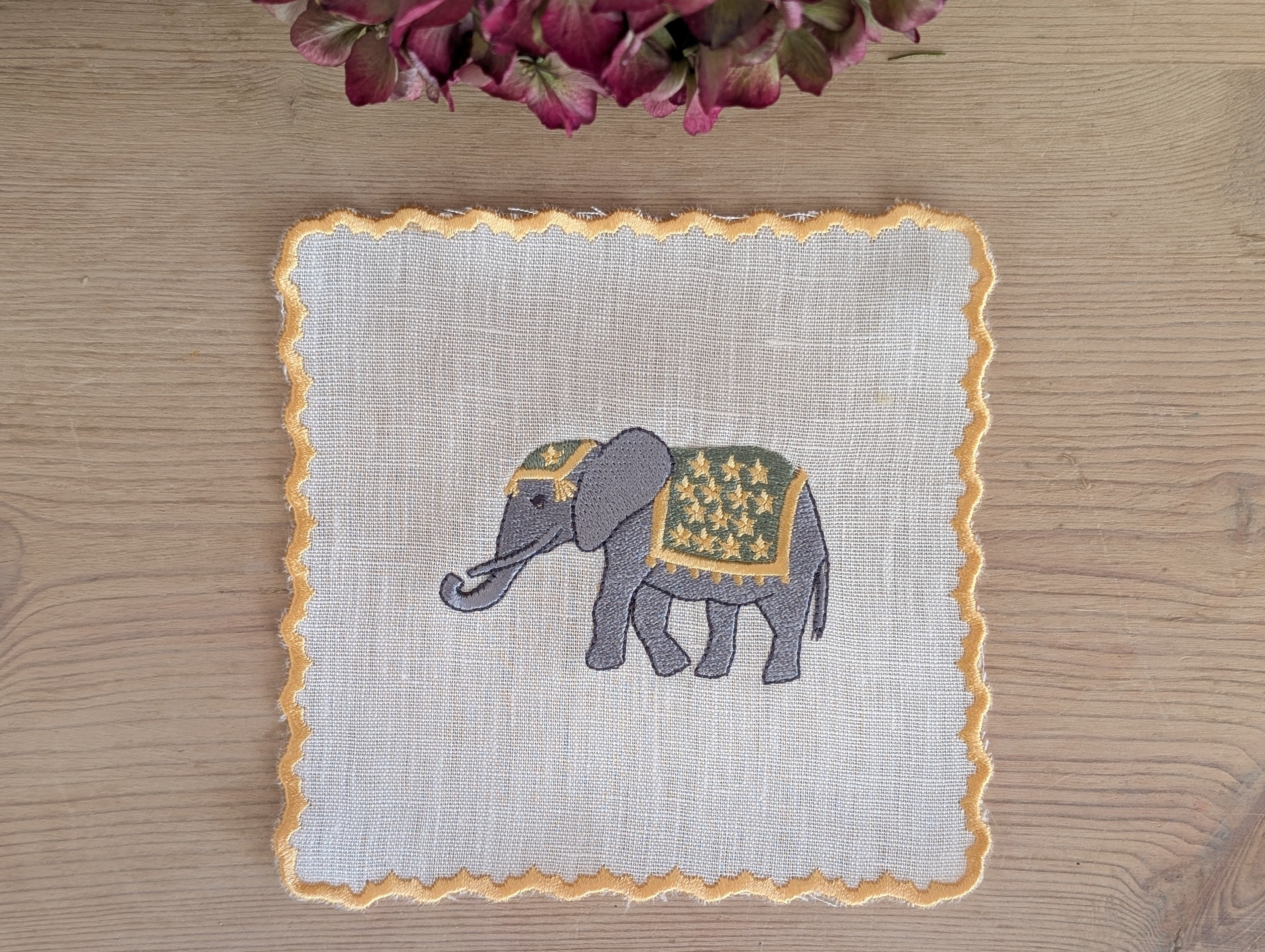 ELEPHANT: Servilleta de cocktail elefantes (set de 6)