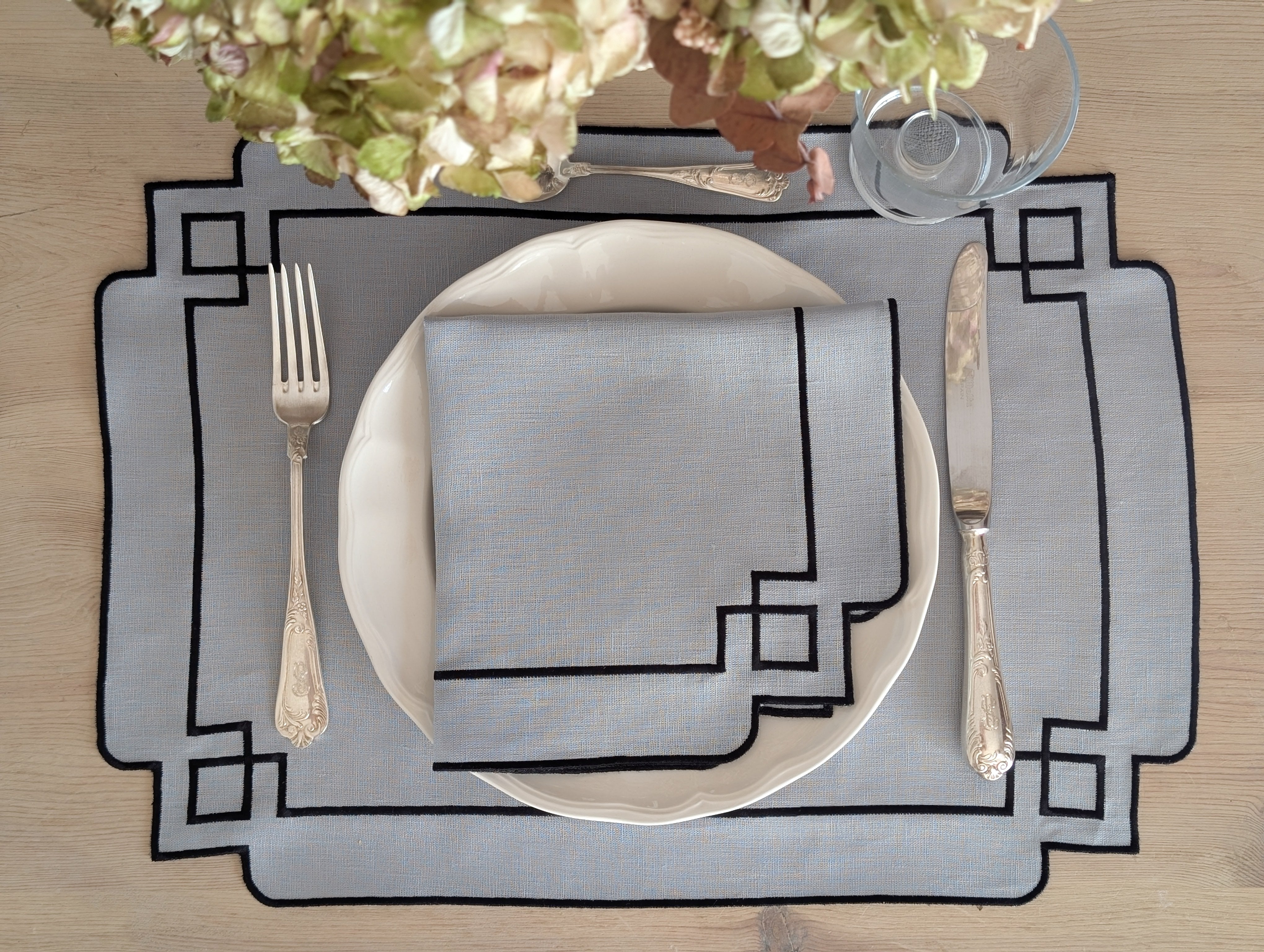 ARLES: Set de Individual y servilleta gris y negro