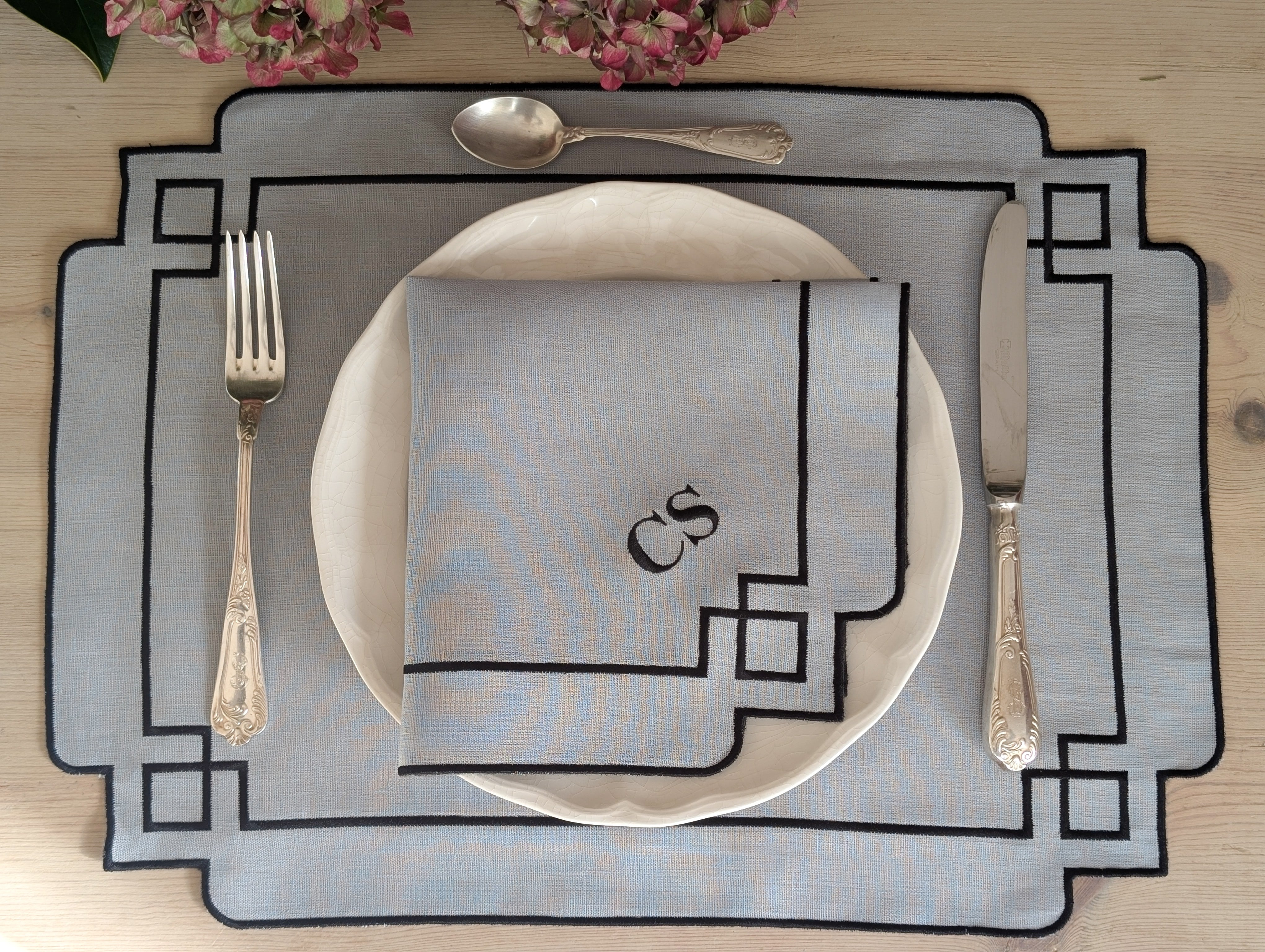 ARLES: Set de Individual y servilleta gris y negro