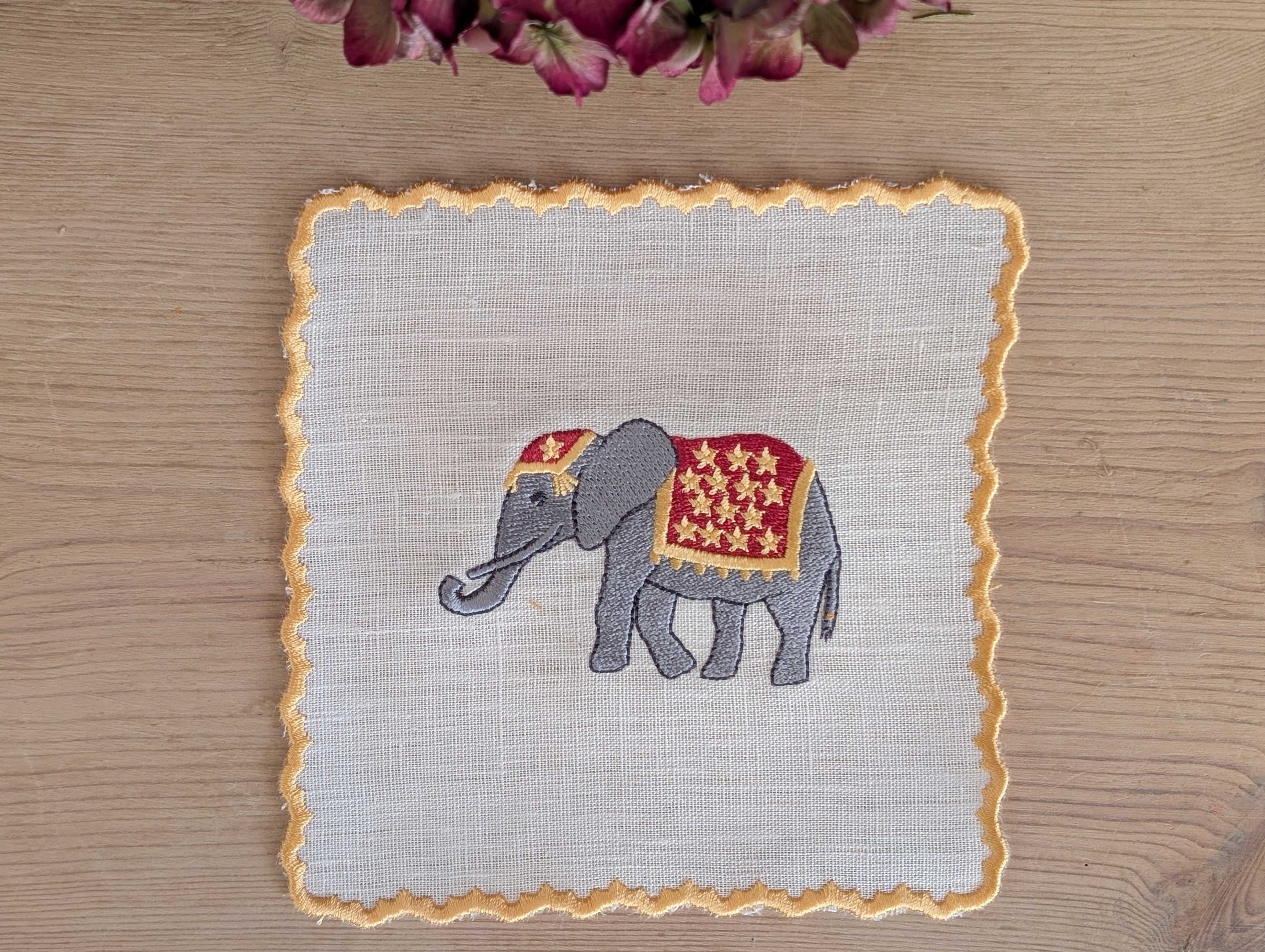 ELEPHANT: Servilleta de cocktail elefantes (set de 6)